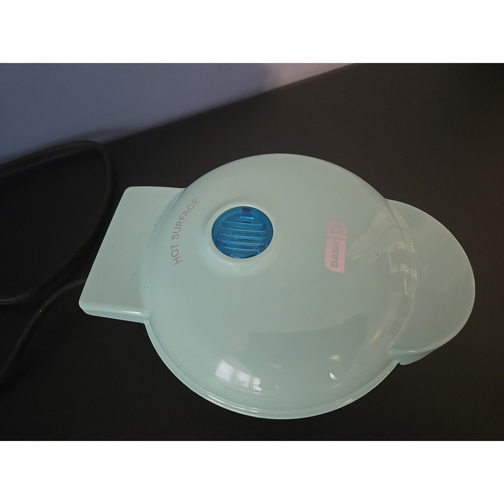 Dash Neon‎ Green 4 Inch Round Waffle Maker